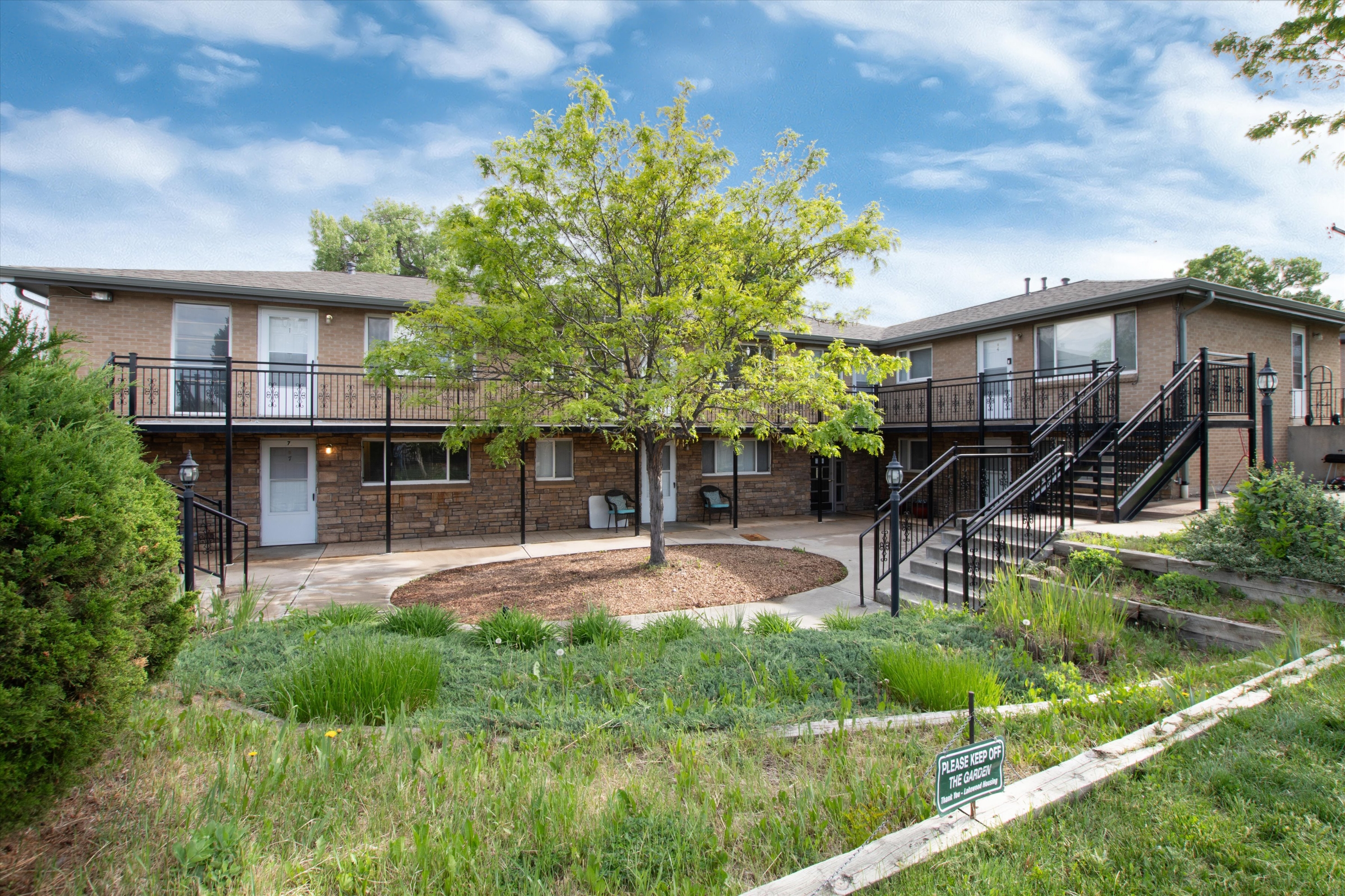 979 Upham Court - 7